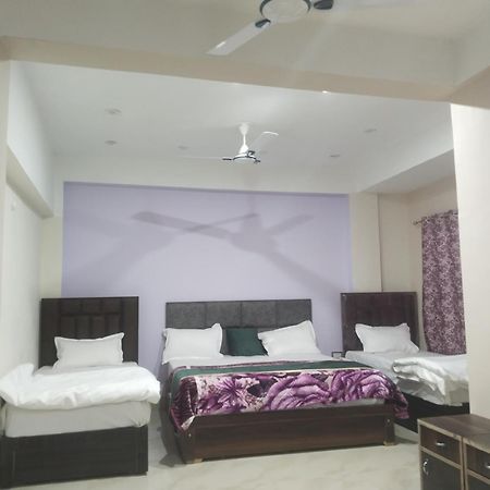 Dixit Residency Hotel Vrindāvan Exterior foto