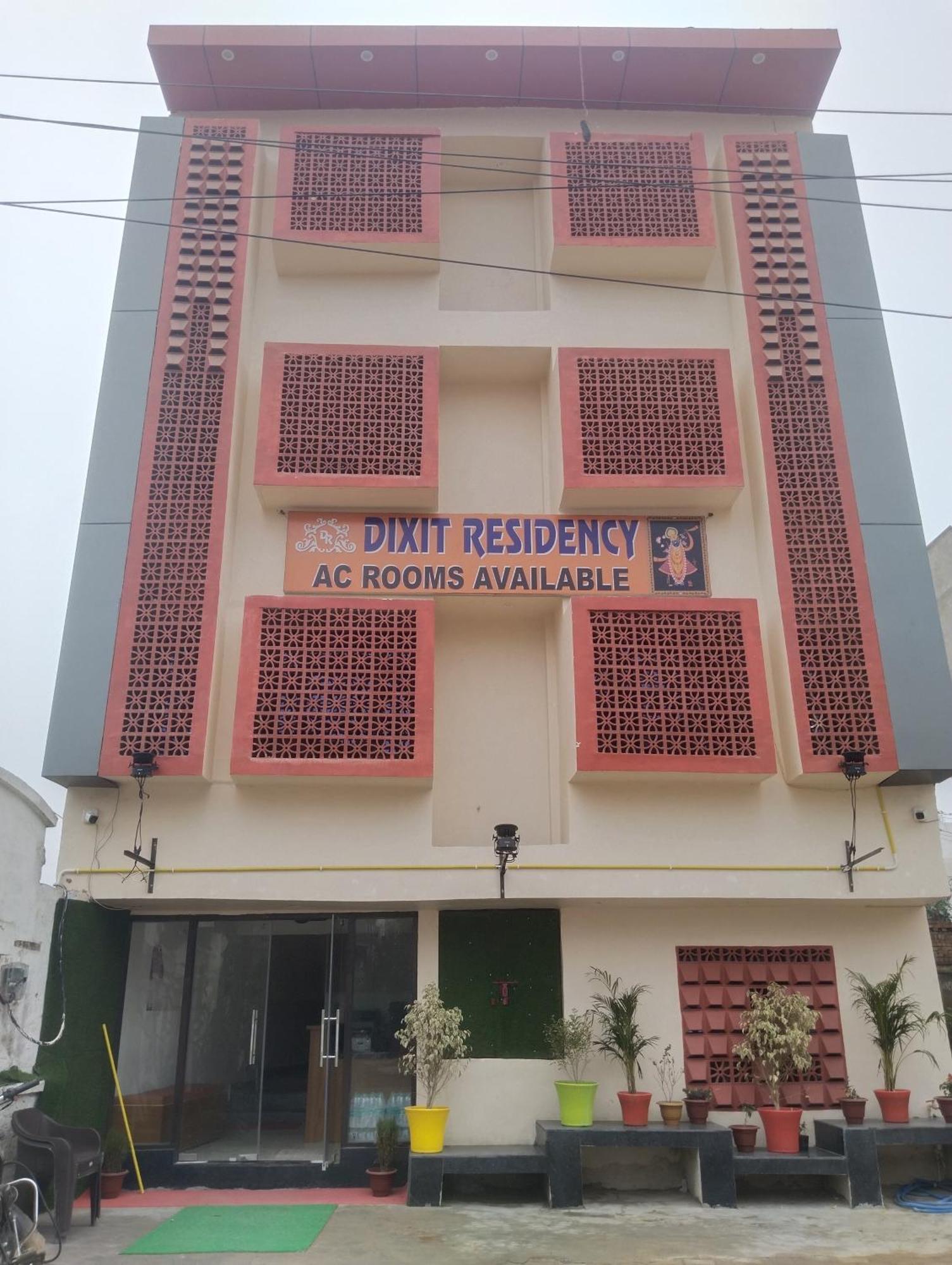 Dixit Residency Hotel Vrindāvan Exterior foto