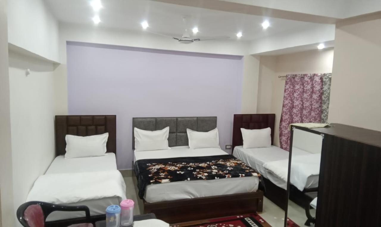 Dixit Residency Hotel Vrindāvan Exterior foto